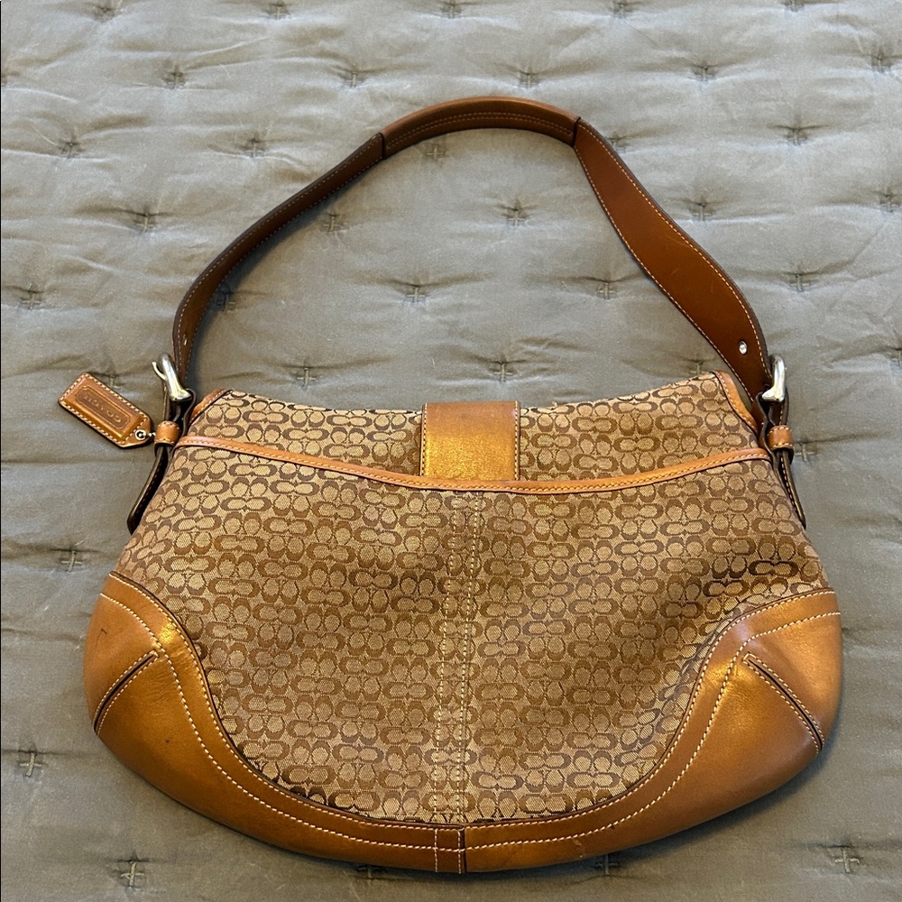 VTG Coach Signature Brown and Tan Patterned Shoulder Bag - Picture 5 of 14